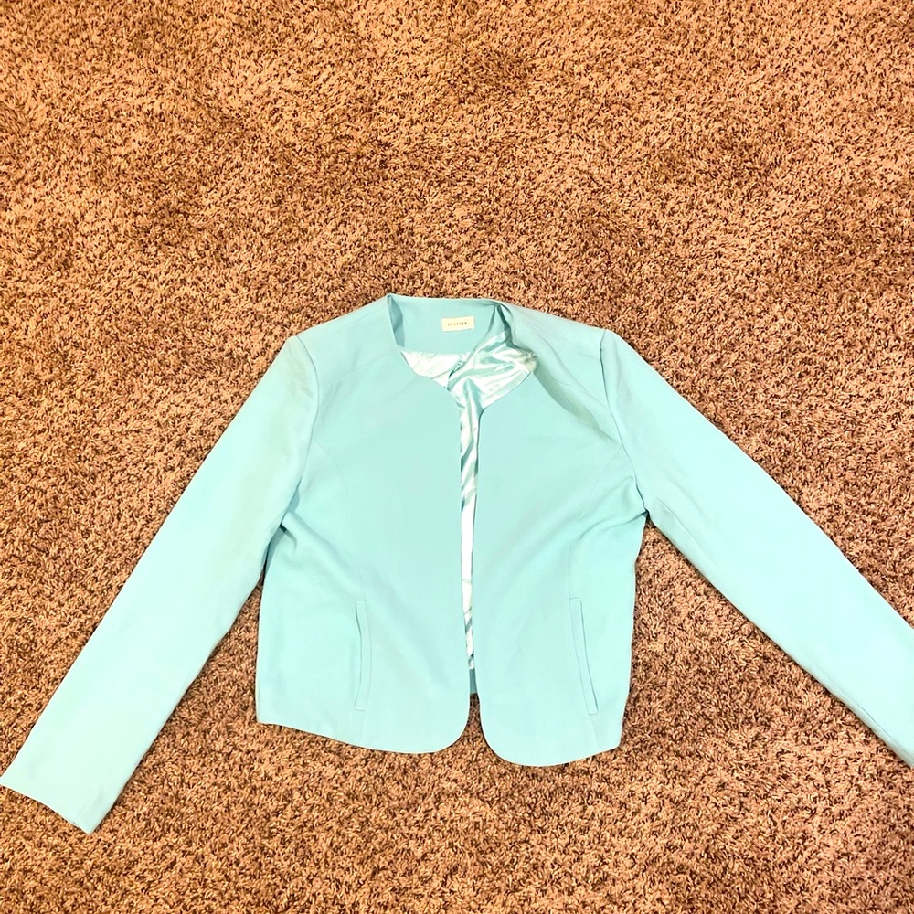 Light blue crop blazer